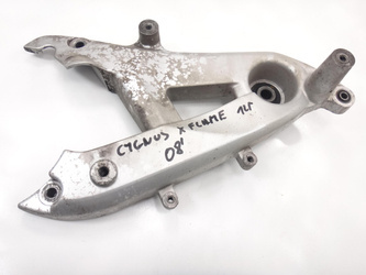 Yamaha Cygnus Flame X 125 Swingarm Silencer Mount