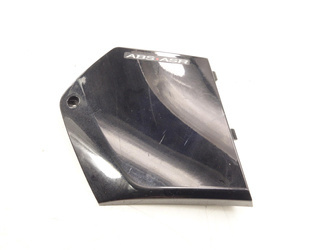 Plastik zaślepka klapka Piaggio Mp3 350 hpe