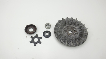 Yamaha Bws Booster 50 11R Przeciwtalerz Kompletny