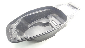 Kymco Xciting 400 12-16 Kufer Schowek Na Kask