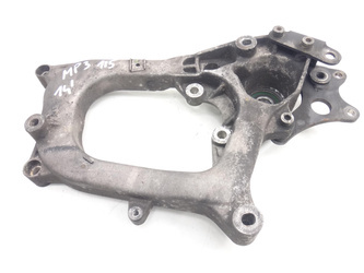 Piaggio Mp3 125 Swingarm Muffler Mount