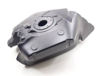 Husqvarna 701 Svartpilen  Bak Zbiornik Paliwa