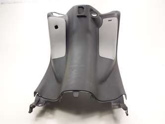 Peugeot Elystar 50 Cockpit plastic above the knees