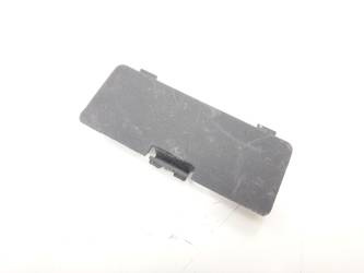 Metropolis 400 13-18 Plastic End cap