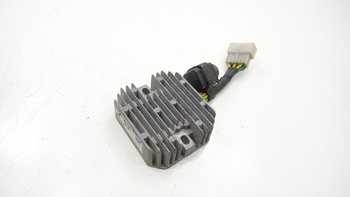 Piaggio Zip 2 50 4T Voltage Regulator