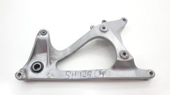 Honda Sh 125 01-06 Wahacz Mocowanie Tłumika