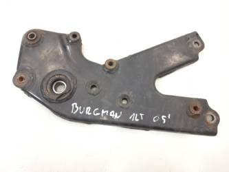 Suzuki Burgman 125 01-06 Swingarm, Muffler Mount