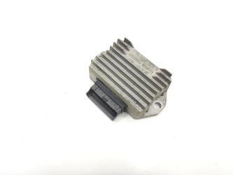 Piaggio Fly 50 2T 04-14 Regulator Napięcia