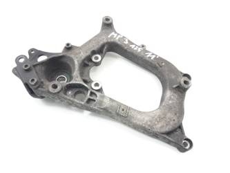 Piaggio Mp3 125 06-11 Swingarm, Muffler Mount