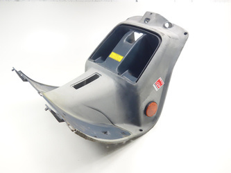 Kymco DJ 50 Cockpit Plastic Before Knee