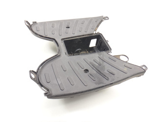 Peugeot Kisbee 50 Podłoga