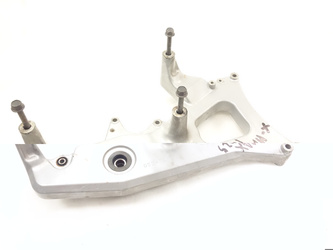 Yamaha X-max Skycruiser 125 05-09 Swingarm muffler mount