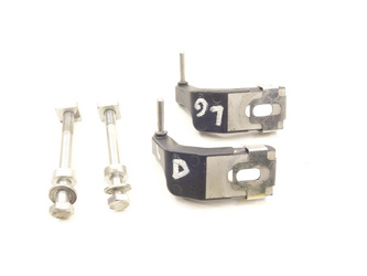 Microcar Due 6 19- Left door hinges
