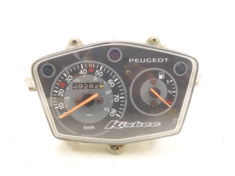 Peugeot Kisbee 50 2t 10-17 Licznik zegar prędkościomierz