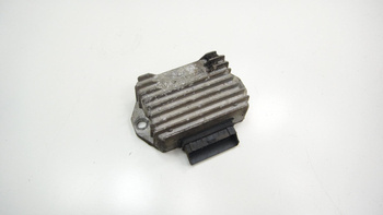 Piaggio Zip 2 50  Regulator Napięcia