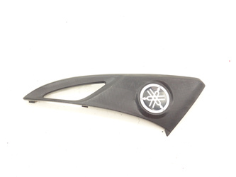 Yamaha Tricity Triptik 125 14-17 Plastik Listwa lewa logo