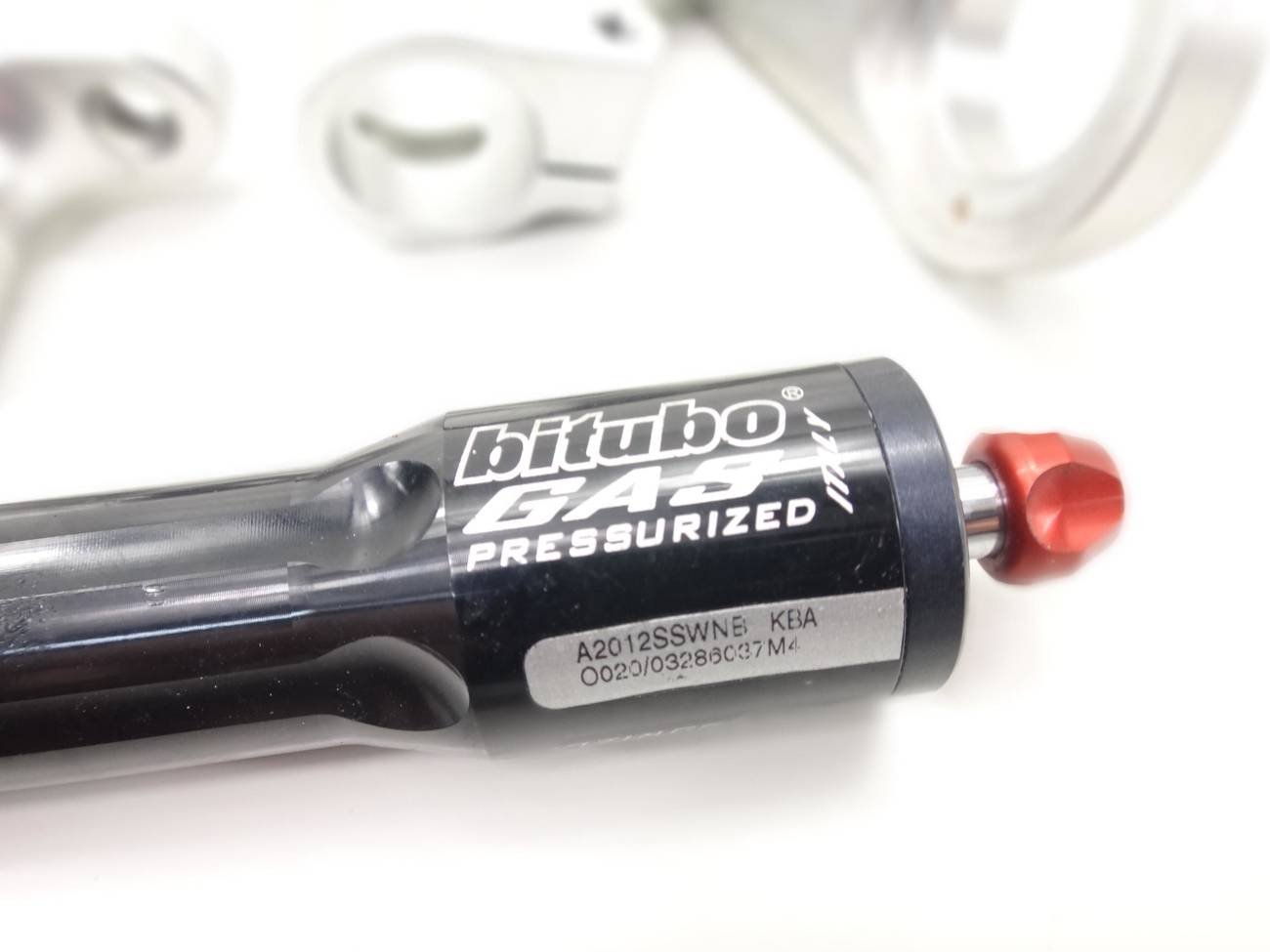 SUYA Amortyzator układu kierowniczego Samurai 86-95 suzuki-częsci