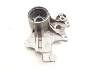 Piaggio Mp3 Yourban 300 yoke hub mounting