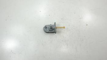 Yamaha Zest Evolis 50 Fuel Tap