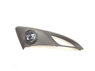 Yamaha Tricity Triptik 125 14-17 Plastic Right logo strip