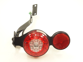 Aeon Cobra 320 420 422 Lampa tył lewa