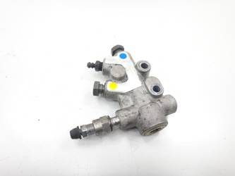 Piaggio Mp3 125 06-11 Rozdzielacz Trójnik