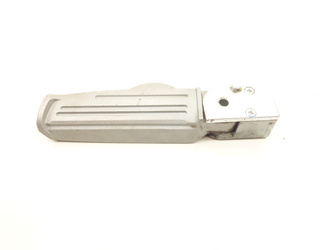 Sym Mio 115 Left passenger footrest