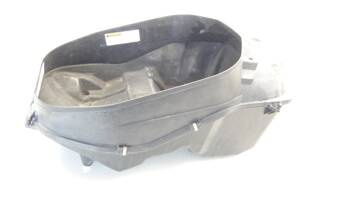 Suzuki An Burgman 650 Trunk Potty Helmet Storage