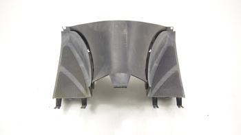 Yamaha Majesty 125 Podłoga