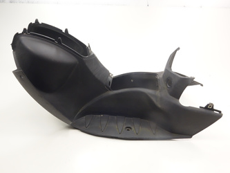 Peugeot Ludix 50 Cockpit plastic above the knees floor