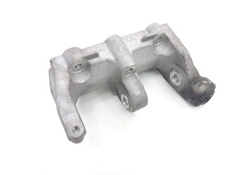 Peugeot Metropolis 400 Strut Control Arm Mount