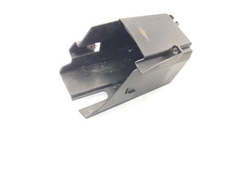 X-Max Scycruiser 125 05-09 Plastic Storage compartment