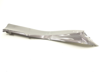 Piaggio X10 125 350 Plastik Listwa przypodłogowa prawa