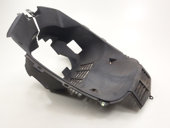 Peugeot Citystar 50 2t front wheel arch plastic cover