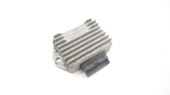 Piaggio Zip 2 50 2T Voltage Regulator