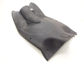 Peugeot Looxor 100 Cockpit plastic above the knees