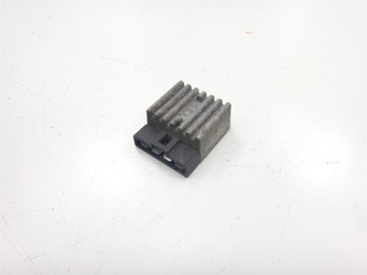 Piaggio Typhoon 50 Sr Motard Regulator Napięcia