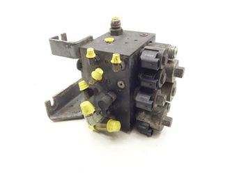 Tennant M20 Sweeper Hydraulic Distributor 1038566