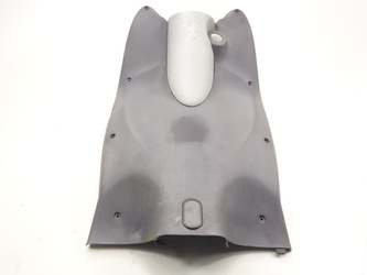 Peugeot Looxor 125 Cockpit plastic above the knees