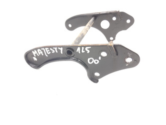 Majesty Skyliner 125 Swingarm Engine Mount