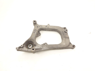 Piaggio X8 X-Evo 125 Swingarm muffler mount