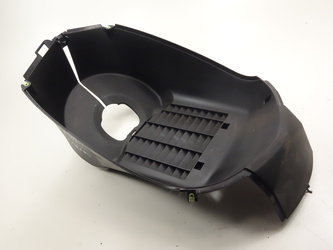 Satelis 125 Compressor Front wheel arch plastic grill