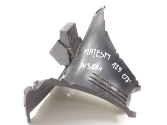 Majesty Skyliner 125 Cockpit Plastic Before the Knees