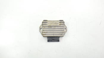 Piaggio Zip 2 50 2T Regulator Napięcia