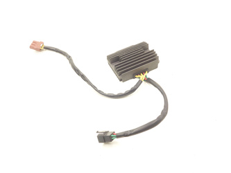 Peugeot Satelis 125 Regulator napięcia