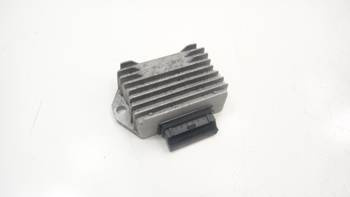 Piaggio Zip 2 50 Regulator Napięcia