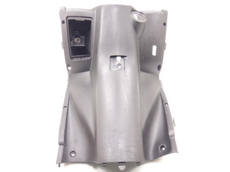 Peugeot Citystar 125 Cockpit Plastic Before the Knees