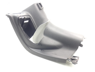 Elystar 125 Fi 03-07 Cockpit Plastic Before the Knees