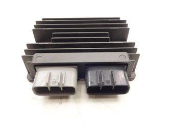 Regulator napięcia Piaggio Mp3 350 hpe