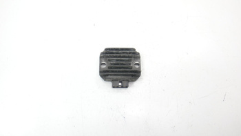 Piaggio Fly 125 04-11 Voltage Regulator